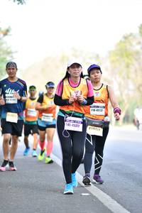 BIB: 40137, 45372
                            <button type="button" onclick="openModal(8567516)" class="btn btn-primary btn-sm float-right btn-popup" data-toggle="modal" data-target=".modal-high-quality">
                        <i class="fas fa-shopping-cart"></i> Add to Cart
                    </button>
                                            <button type="button" onclick="isThisMe(8567516, true)" class="btn btn-success btn-sm float-right btn-popup btn-isme hidden" data-toggle="tooltip" data-placement="bottom" title="นี่คือรูปของคุณใช่ไหม คลิกที่นี่เพื่อเอาเข้าอัลบั้ม">
                        <i class="fas fa-plus"></i> Add to album
                    </button>
                    <button type="button" onclick="isThisMe(8567516, false)" class="btn btn-warning btn-sm float-right btn-popup btn-isnotme hidden">
                        <i class="fas fa-ban"></i> Remove from album
                    </button>