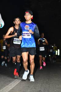 BIB: 42480, 45416
                            <button type="button" onclick="openModal(7325322)" class="btn btn-primary btn-sm float-right btn-popup" data-toggle="modal" data-target=".modal-high-quality">
                        <i class="fas fa-shopping-cart"></i> Add to Cart
                    </button>
                                            <button type="button" onclick="isThisMe(7325322, true)" class="btn btn-success btn-sm float-right btn-popup btn-isme hidden" data-toggle="tooltip" data-placement="bottom" title="นี่คือรูปของคุณใช่ไหม คลิกที่นี่เพื่อเอาเข้าอัลบั้ม">
                        <i class="fas fa-plus"></i> Add to album
                    </button>
                    <button type="button" onclick="isThisMe(7325322, false)" class="btn btn-warning btn-sm float-right btn-popup btn-isnotme hidden">
                        <i class="fas fa-ban"></i> Remove from album
                    </button>