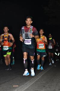 BIB: 41653, 47241
                            <button type="button" onclick="openModal(7751221)" class="btn btn-primary btn-sm float-right btn-popup" data-toggle="modal" data-target=".modal-high-quality">
                        <i class="fas fa-shopping-cart"></i> Add to Cart
                    </button>
                                            <button type="button" onclick="isThisMe(7751221, true)" class="btn btn-success btn-sm float-right btn-popup btn-isme hidden" data-toggle="tooltip" data-placement="bottom" title="นี่คือรูปของคุณใช่ไหม คลิกที่นี่เพื่อเอาเข้าอัลบั้ม">
                        <i class="fas fa-plus"></i> Add to album
                    </button>
                    <button type="button" onclick="isThisMe(7751221, false)" class="btn btn-warning btn-sm float-right btn-popup btn-isnotme hidden">
                        <i class="fas fa-ban"></i> Remove from album
                    </button>