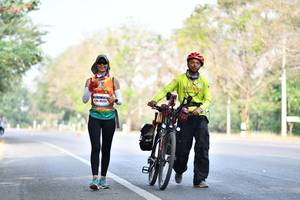 BIB: 45231
                            <button type="button" onclick="openModal(8569438)" class="btn btn-primary btn-sm float-right btn-popup" data-toggle="modal" data-target=".modal-high-quality">
                        <i class="fas fa-shopping-cart"></i> Add to Cart
                    </button>
                                            <button type="button" onclick="isThisMe(8569438, true)" class="btn btn-success btn-sm float-right btn-popup btn-isme hidden" data-toggle="tooltip" data-placement="bottom" title="นี่คือรูปของคุณใช่ไหม คลิกที่นี่เพื่อเอาเข้าอัลบั้ม">
                        <i class="fas fa-plus"></i> Add to album
                    </button>
                    <button type="button" onclick="isThisMe(8569438, false)" class="btn btn-warning btn-sm float-right btn-popup btn-isnotme hidden">
                        <i class="fas fa-ban"></i> Remove from album
                    </button>