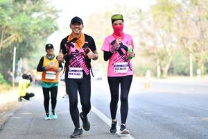 BIB: 40220, 41406
                            <button type="button" onclick="openModal(8555303)" class="btn btn-primary btn-sm float-right btn-popup" data-toggle="modal" data-target=".modal-high-quality">
                        <i class="fas fa-shopping-cart"></i> Add to Cart
                    </button>
                                            <button type="button" onclick="isThisMe(8555303, true)" class="btn btn-success btn-sm float-right btn-popup btn-isme hidden" data-toggle="tooltip" data-placement="bottom" title="นี่คือรูปของคุณใช่ไหม คลิกที่นี่เพื่อเอาเข้าอัลบั้ม">
                        <i class="fas fa-plus"></i> Add to album
                    </button>
                    <button type="button" onclick="isThisMe(8555303, false)" class="btn btn-warning btn-sm float-right btn-popup btn-isnotme hidden">
                        <i class="fas fa-ban"></i> Remove from album
                    </button>