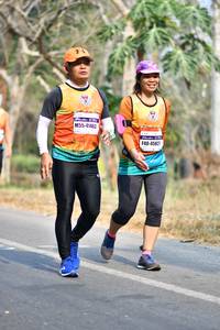 BIB: 41463, 45827
                            <button type="button" onclick="openModal(8638918)" class="btn btn-primary btn-sm float-right btn-popup" data-toggle="modal" data-target=".modal-high-quality">
                        <i class="fas fa-shopping-cart"></i> Add to Cart
                    </button>
                                            <button type="button" onclick="isThisMe(8638918, true)" class="btn btn-success btn-sm float-right btn-popup btn-isme hidden" data-toggle="tooltip" data-placement="bottom" title="นี่คือรูปของคุณใช่ไหม คลิกที่นี่เพื่อเอาเข้าอัลบั้ม">
                        <i class="fas fa-plus"></i> Add to album
                    </button>
                    <button type="button" onclick="isThisMe(8638918, false)" class="btn btn-warning btn-sm float-right btn-popup btn-isnotme hidden">
                        <i class="fas fa-ban"></i> Remove from album
                    </button>