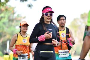 BIB: 41622, 40761
                            <button type="button" onclick="openModal(8568437)" class="btn btn-primary btn-sm float-right btn-popup" data-toggle="modal" data-target=".modal-high-quality">
                        <i class="fas fa-shopping-cart"></i> Add to Cart
                    </button>
                                            <button type="button" onclick="isThisMe(8568437, true)" class="btn btn-success btn-sm float-right btn-popup btn-isme hidden" data-toggle="tooltip" data-placement="bottom" title="นี่คือรูปของคุณใช่ไหม คลิกที่นี่เพื่อเอาเข้าอัลบั้ม">
                        <i class="fas fa-plus"></i> Add to album
                    </button>
                    <button type="button" onclick="isThisMe(8568437, false)" class="btn btn-warning btn-sm float-right btn-popup btn-isnotme hidden">
                        <i class="fas fa-ban"></i> Remove from album
                    </button>