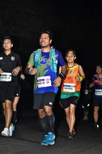 BIB: 471, 140, 41135
                            <button type="button" onclick="openModal(7854701)" class="btn btn-primary btn-sm float-right btn-popup" data-toggle="modal" data-target=".modal-high-quality">
                        <i class="fas fa-shopping-cart"></i> Add to Cart
                    </button>
                                            <button type="button" onclick="isThisMe(7854701, true)" class="btn btn-success btn-sm float-right btn-popup btn-isme hidden" data-toggle="tooltip" data-placement="bottom" title="นี่คือรูปของคุณใช่ไหม คลิกที่นี่เพื่อเอาเข้าอัลบั้ม">
                        <i class="fas fa-plus"></i> Add to album
                    </button>
                    <button type="button" onclick="isThisMe(7854701, false)" class="btn btn-warning btn-sm float-right btn-popup btn-isnotme hidden">
                        <i class="fas fa-ban"></i> Remove from album
                    </button>