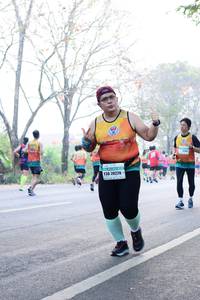 BIB: 20220
                            <button type="button" onclick="openModal(9631589)" class="btn btn-primary btn-sm float-right btn-popup" data-toggle="modal" data-target=".modal-high-quality">
                        <i class="fas fa-shopping-cart"></i> Add to Cart
                    </button>
                                            <button type="button" onclick="isThisMe(9631589, true)" class="btn btn-success btn-sm float-right btn-popup btn-isme hidden" data-toggle="tooltip" data-placement="bottom" title="นี่คือรูปของคุณใช่ไหม คลิกที่นี่เพื่อเอาเข้าอัลบั้ม">
                        <i class="fas fa-plus"></i> Add to album
                    </button>
                    <button type="button" onclick="isThisMe(9631589, false)" class="btn btn-warning btn-sm float-right btn-popup btn-isnotme hidden">
                        <i class="fas fa-ban"></i> Remove from album
                    </button>