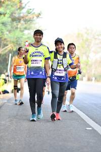 BIB: 47697, 4621
                            <button type="button" onclick="openModal(8555963)" class="btn btn-primary btn-sm float-right btn-popup" data-toggle="modal" data-target=".modal-high-quality">
                        <i class="fas fa-shopping-cart"></i> Add to Cart
                    </button>
                                            <button type="button" onclick="isThisMe(8555963, true)" class="btn btn-success btn-sm float-right btn-popup btn-isme hidden" data-toggle="tooltip" data-placement="bottom" title="นี่คือรูปของคุณใช่ไหม คลิกที่นี่เพื่อเอาเข้าอัลบั้ม">
                        <i class="fas fa-plus"></i> Add to album
                    </button>
                    <button type="button" onclick="isThisMe(8555963, false)" class="btn btn-warning btn-sm float-right btn-popup btn-isnotme hidden">
                        <i class="fas fa-ban"></i> Remove from album
                    </button>