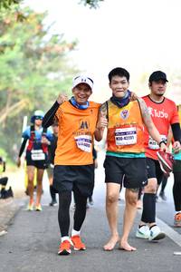 BIB: 42201
                            <button type="button" onclick="openModal(8567771)" class="btn btn-primary btn-sm float-right btn-popup" data-toggle="modal" data-target=".modal-high-quality">
                        <i class="fas fa-shopping-cart"></i> Add to Cart
                    </button>
                                            <button type="button" onclick="isThisMe(8567771, true)" class="btn btn-success btn-sm float-right btn-popup btn-isme hidden" data-toggle="tooltip" data-placement="bottom" title="นี่คือรูปของคุณใช่ไหม คลิกที่นี่เพื่อเอาเข้าอัลบั้ม">
                        <i class="fas fa-plus"></i> Add to album
                    </button>
                    <button type="button" onclick="isThisMe(8567771, false)" class="btn btn-warning btn-sm float-right btn-popup btn-isnotme hidden">
                        <i class="fas fa-ban"></i> Remove from album
                    </button>