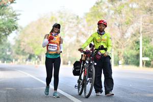 BIB: 45951
                            <button type="button" onclick="openModal(8569462)" class="btn btn-primary btn-sm float-right btn-popup" data-toggle="modal" data-target=".modal-high-quality">
                        <i class="fas fa-shopping-cart"></i> Add to Cart
                    </button>
                                            <button type="button" onclick="isThisMe(8569462, true)" class="btn btn-success btn-sm float-right btn-popup btn-isme hidden" data-toggle="tooltip" data-placement="bottom" title="นี่คือรูปของคุณใช่ไหม คลิกที่นี่เพื่อเอาเข้าอัลบั้ม">
                        <i class="fas fa-plus"></i> Add to album
                    </button>
                    <button type="button" onclick="isThisMe(8569462, false)" class="btn btn-warning btn-sm float-right btn-popup btn-isnotme hidden">
                        <i class="fas fa-ban"></i> Remove from album
                    </button>