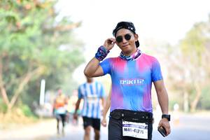 BIB: 41219
                            <button type="button" onclick="openModal(8661965)" class="btn btn-primary btn-sm float-right btn-popup" data-toggle="modal" data-target=".modal-high-quality">
                        <i class="fas fa-shopping-cart"></i> Add to Cart
                    </button>
                                            <button type="button" onclick="isThisMe(8661965, true)" class="btn btn-success btn-sm float-right btn-popup btn-isme hidden" data-toggle="tooltip" data-placement="bottom" title="นี่คือรูปของคุณใช่ไหม คลิกที่นี่เพื่อเอาเข้าอัลบั้ม">
                        <i class="fas fa-plus"></i> Add to album
                    </button>
                    <button type="button" onclick="isThisMe(8661965, false)" class="btn btn-warning btn-sm float-right btn-popup btn-isnotme hidden">
                        <i class="fas fa-ban"></i> Remove from album
                    </button>