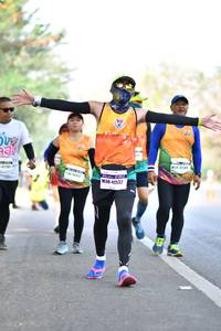 BIB: 30403, 41532
                            <button type="button" onclick="openModal(8565486)" class="btn btn-primary btn-sm float-right btn-popup" data-toggle="modal" data-target=".modal-high-quality">
                        <i class="fas fa-shopping-cart"></i> Add to Cart
                    </button>
                                            <button type="button" onclick="isThisMe(8565486, true)" class="btn btn-success btn-sm float-right btn-popup btn-isme hidden" data-toggle="tooltip" data-placement="bottom" title="นี่คือรูปของคุณใช่ไหม คลิกที่นี่เพื่อเอาเข้าอัลบั้ม">
                        <i class="fas fa-plus"></i> Add to album
                    </button>
                    <button type="button" onclick="isThisMe(8565486, false)" class="btn btn-warning btn-sm float-right btn-popup btn-isnotme hidden">
                        <i class="fas fa-ban"></i> Remove from album
                    </button>