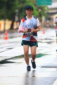 BIB: 2914
                            <button type="button" onclick="openModal(5976629)" class="btn btn-primary btn-sm float-right btn-popup" data-toggle="modal" data-target=".modal-high-quality">
                        <i class="fas fa-shopping-cart"></i> Add to Cart
                    </button>
                                            <button type="button" onclick="isThisMe(5976629, true)" class="btn btn-success btn-sm float-right btn-popup btn-isme hidden" data-toggle="tooltip" data-placement="bottom" title="นี่คือรูปของคุณใช่ไหม คลิกที่นี่เพื่อเอาเข้าอัลบั้ม">
                        <i class="fas fa-plus"></i> Add to album
                    </button>
                    <button type="button" onclick="isThisMe(5976629, false)" class="btn btn-warning btn-sm float-right btn-popup btn-isnotme hidden">
                        <i class="fas fa-ban"></i> Remove from album
                    </button>