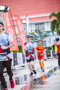 BIB: 2580, 2196
                            <button type="button" onclick="openModal(6048792)" class="btn btn-primary btn-sm float-right btn-popup" data-toggle="modal" data-target=".modal-high-quality">
                        <i class="fas fa-shopping-cart"></i> Add to Cart
                    </button>
                                            <button type="button" onclick="isThisMe(6048792, true)" class="btn btn-success btn-sm float-right btn-popup btn-isme hidden" data-toggle="tooltip" data-placement="bottom" title="นี่คือรูปของคุณใช่ไหม คลิกที่นี่เพื่อเอาเข้าอัลบั้ม">
                        <i class="fas fa-plus"></i> Add to album
                    </button>
                    <button type="button" onclick="isThisMe(6048792, false)" class="btn btn-warning btn-sm float-right btn-popup btn-isnotme hidden">
                        <i class="fas fa-ban"></i> Remove from album
                    </button>