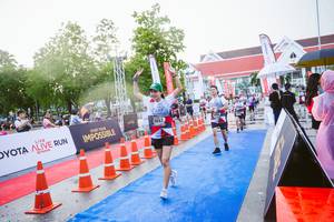 BIB: 032
                            <button type="button" onclick="openModal(6048464)" class="btn btn-primary btn-sm float-right btn-popup" data-toggle="modal" data-target=".modal-high-quality">
                        <i class="fas fa-shopping-cart"></i> Add to Cart
                    </button>
                                            <button type="button" onclick="isThisMe(6048464, true)" class="btn btn-success btn-sm float-right btn-popup btn-isme hidden" data-toggle="tooltip" data-placement="bottom" title="นี่คือรูปของคุณใช่ไหม คลิกที่นี่เพื่อเอาเข้าอัลบั้ม">
                        <i class="fas fa-plus"></i> Add to album
                    </button>
                    <button type="button" onclick="isThisMe(6048464, false)" class="btn btn-warning btn-sm float-right btn-popup btn-isnotme hidden">
                        <i class="fas fa-ban"></i> Remove from album
                    </button>