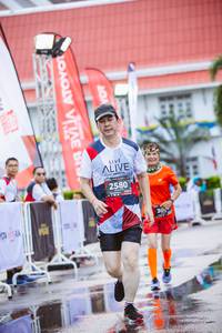 BIB: 2580
                            <button type="button" onclick="openModal(6048791)" class="btn btn-primary btn-sm float-right btn-popup" data-toggle="modal" data-target=".modal-high-quality">
                        <i class="fas fa-shopping-cart"></i> Add to Cart
                    </button>
                                            <button type="button" onclick="isThisMe(6048791, true)" class="btn btn-success btn-sm float-right btn-popup btn-isme hidden" data-toggle="tooltip" data-placement="bottom" title="นี่คือรูปของคุณใช่ไหม คลิกที่นี่เพื่อเอาเข้าอัลบั้ม">
                        <i class="fas fa-plus"></i> Add to album
                    </button>
                    <button type="button" onclick="isThisMe(6048791, false)" class="btn btn-warning btn-sm float-right btn-popup btn-isnotme hidden">
                        <i class="fas fa-ban"></i> Remove from album
                    </button>