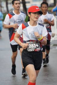 BIB: 2834, 128
                            <button type="button" onclick="openModal(6060141)" class="btn btn-primary btn-sm float-right btn-popup" data-toggle="modal" data-target=".modal-high-quality">
                        <i class="fas fa-shopping-cart"></i> Add to Cart
                    </button>
                                            <button type="button" onclick="isThisMe(6060141, true)" class="btn btn-success btn-sm float-right btn-popup btn-isme hidden" data-toggle="tooltip" data-placement="bottom" title="นี่คือรูปของคุณใช่ไหม คลิกที่นี่เพื่อเอาเข้าอัลบั้ม">
                        <i class="fas fa-plus"></i> Add to album
                    </button>
                    <button type="button" onclick="isThisMe(6060141, false)" class="btn btn-warning btn-sm float-right btn-popup btn-isnotme hidden">
                        <i class="fas fa-ban"></i> Remove from album
                    </button>