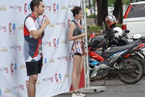 BIB: 638
                            <button type="button" onclick="openModal(6060784)" class="btn btn-primary btn-sm float-right btn-popup" data-toggle="modal" data-target=".modal-high-quality">
                        <i class="fas fa-shopping-cart"></i> Add to Cart
                    </button>
                                            <button type="button" onclick="isThisMe(6060784, true)" class="btn btn-success btn-sm float-right btn-popup btn-isme hidden" data-toggle="tooltip" data-placement="bottom" title="นี่คือรูปของคุณใช่ไหม คลิกที่นี่เพื่อเอาเข้าอัลบั้ม">
                        <i class="fas fa-plus"></i> Add to album
                    </button>
                    <button type="button" onclick="isThisMe(6060784, false)" class="btn btn-warning btn-sm float-right btn-popup btn-isnotme hidden">
                        <i class="fas fa-ban"></i> Remove from album
                    </button>