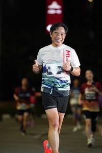 BIB: 
                            <button type="button" onclick="openModal(27870467)" class="btn btn-primary btn-sm float-right btn-popup" data-toggle="modal" data-target=".modal-high-quality">
                        <i class="fas fa-shopping-cart"></i> Add to Cart
                    </button>
                                            <button type="button" onclick="isThisMe(27870467, true)" class="btn btn-success btn-sm float-right btn-popup btn-isme hidden" data-toggle="tooltip" data-placement="bottom" title="นี่คือรูปของคุณใช่ไหม คลิกที่นี่เพื่อเอาเข้าอัลบั้ม">
                        <i class="fas fa-plus"></i> Add to album
                    </button>
                    <button type="button" onclick="isThisMe(27870467, false)" class="btn btn-warning btn-sm float-right btn-popup btn-isnotme hidden">
                        <i class="fas fa-ban"></i> Remove from album
                    </button>