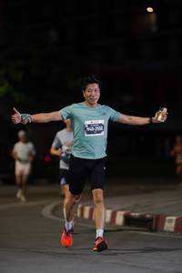 BIB: 
                            <button type="button" onclick="openModal(27869518)" class="btn btn-primary btn-sm float-right btn-popup" data-toggle="modal" data-target=".modal-high-quality">
                        <i class="fas fa-shopping-cart"></i> Add to Cart
                    </button>
                                            <button type="button" onclick="isThisMe(27869518, true)" class="btn btn-success btn-sm float-right btn-popup btn-isme hidden" data-toggle="tooltip" data-placement="bottom" title="นี่คือรูปของคุณใช่ไหม คลิกที่นี่เพื่อเอาเข้าอัลบั้ม">
                        <i class="fas fa-plus"></i> Add to album
                    </button>
                    <button type="button" onclick="isThisMe(27869518, false)" class="btn btn-warning btn-sm float-right btn-popup btn-isnotme hidden">
                        <i class="fas fa-ban"></i> Remove from album
                    </button>