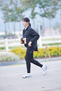 BIB: 
                            <button type="button" onclick="openModal(27895102)" class="btn btn-primary btn-sm float-right btn-popup" data-toggle="modal" data-target=".modal-high-quality">
                        <i class="fas fa-shopping-cart"></i> Add to Cart
                    </button>
                                            <button type="button" onclick="isThisMe(27895102, true)" class="btn btn-success btn-sm float-right btn-popup btn-isme hidden" data-toggle="tooltip" data-placement="bottom" title="นี่คือรูปของคุณใช่ไหม คลิกที่นี่เพื่อเอาเข้าอัลบั้ม">
                        <i class="fas fa-plus"></i> Add to album
                    </button>
                    <button type="button" onclick="isThisMe(27895102, false)" class="btn btn-warning btn-sm float-right btn-popup btn-isnotme hidden">
                        <i class="fas fa-ban"></i> Remove from album
                    </button>