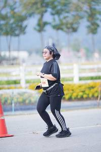 BIB: 
                            <button type="button" onclick="openModal(27893942)" class="btn btn-primary btn-sm float-right btn-popup" data-toggle="modal" data-target=".modal-high-quality">
                        <i class="fas fa-shopping-cart"></i> Add to Cart
                    </button>
                                            <button type="button" onclick="isThisMe(27893942, true)" class="btn btn-success btn-sm float-right btn-popup btn-isme hidden" data-toggle="tooltip" data-placement="bottom" title="นี่คือรูปของคุณใช่ไหม คลิกที่นี่เพื่อเอาเข้าอัลบั้ม">
                        <i class="fas fa-plus"></i> Add to album
                    </button>
                    <button type="button" onclick="isThisMe(27893942, false)" class="btn btn-warning btn-sm float-right btn-popup btn-isnotme hidden">
                        <i class="fas fa-ban"></i> Remove from album
                    </button>