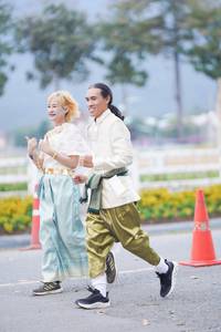 BIB: 
                            <button type="button" onclick="openModal(27895059)" class="btn btn-primary btn-sm float-right btn-popup" data-toggle="modal" data-target=".modal-high-quality">
                        <i class="fas fa-shopping-cart"></i> Add to Cart
                    </button>
                                            <button type="button" onclick="isThisMe(27895059, true)" class="btn btn-success btn-sm float-right btn-popup btn-isme hidden" data-toggle="tooltip" data-placement="bottom" title="นี่คือรูปของคุณใช่ไหม คลิกที่นี่เพื่อเอาเข้าอัลบั้ม">
                        <i class="fas fa-plus"></i> Add to album
                    </button>
                    <button type="button" onclick="isThisMe(27895059, false)" class="btn btn-warning btn-sm float-right btn-popup btn-isnotme hidden">
                        <i class="fas fa-ban"></i> Remove from album
                    </button>