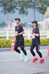 BIB: 
                            <button type="button" onclick="openModal(27894102)" class="btn btn-primary btn-sm float-right btn-popup" data-toggle="modal" data-target=".modal-high-quality">
                        <i class="fas fa-shopping-cart"></i> Add to Cart
                    </button>
                                            <button type="button" onclick="isThisMe(27894102, true)" class="btn btn-success btn-sm float-right btn-popup btn-isme hidden" data-toggle="tooltip" data-placement="bottom" title="นี่คือรูปของคุณใช่ไหม คลิกที่นี่เพื่อเอาเข้าอัลบั้ม">
                        <i class="fas fa-plus"></i> Add to album
                    </button>
                    <button type="button" onclick="isThisMe(27894102, false)" class="btn btn-warning btn-sm float-right btn-popup btn-isnotme hidden">
                        <i class="fas fa-ban"></i> Remove from album
                    </button>