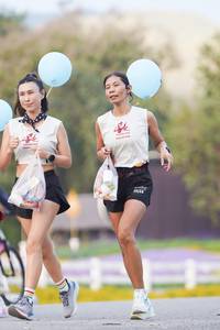 BIB: 
                            <button type="button" onclick="openModal(27890193)" class="btn btn-primary btn-sm float-right btn-popup" data-toggle="modal" data-target=".modal-high-quality">
                        <i class="fas fa-shopping-cart"></i> Add to Cart
                    </button>
                                            <button type="button" onclick="isThisMe(27890193, true)" class="btn btn-success btn-sm float-right btn-popup btn-isme hidden" data-toggle="tooltip" data-placement="bottom" title="นี่คือรูปของคุณใช่ไหม คลิกที่นี่เพื่อเอาเข้าอัลบั้ม">
                        <i class="fas fa-plus"></i> Add to album
                    </button>
                    <button type="button" onclick="isThisMe(27890193, false)" class="btn btn-warning btn-sm float-right btn-popup btn-isnotme hidden">
                        <i class="fas fa-ban"></i> Remove from album
                    </button>