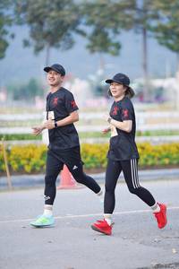 BIB: 
                            <button type="button" onclick="openModal(27894104)" class="btn btn-primary btn-sm float-right btn-popup" data-toggle="modal" data-target=".modal-high-quality">
                        <i class="fas fa-shopping-cart"></i> Add to Cart
                    </button>
                                            <button type="button" onclick="isThisMe(27894104, true)" class="btn btn-success btn-sm float-right btn-popup btn-isme hidden" data-toggle="tooltip" data-placement="bottom" title="นี่คือรูปของคุณใช่ไหม คลิกที่นี่เพื่อเอาเข้าอัลบั้ม">
                        <i class="fas fa-plus"></i> Add to album
                    </button>
                    <button type="button" onclick="isThisMe(27894104, false)" class="btn btn-warning btn-sm float-right btn-popup btn-isnotme hidden">
                        <i class="fas fa-ban"></i> Remove from album
                    </button>