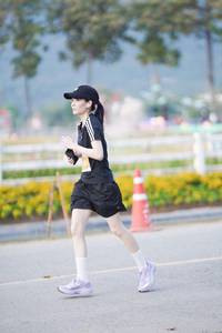 BIB: 
                            <button type="button" onclick="openModal(27893244)" class="btn btn-primary btn-sm float-right btn-popup" data-toggle="modal" data-target=".modal-high-quality">
                        <i class="fas fa-shopping-cart"></i> Add to Cart
                    </button>
                                            <button type="button" onclick="isThisMe(27893244, true)" class="btn btn-success btn-sm float-right btn-popup btn-isme hidden" data-toggle="tooltip" data-placement="bottom" title="นี่คือรูปของคุณใช่ไหม คลิกที่นี่เพื่อเอาเข้าอัลบั้ม">
                        <i class="fas fa-plus"></i> Add to album
                    </button>
                    <button type="button" onclick="isThisMe(27893244, false)" class="btn btn-warning btn-sm float-right btn-popup btn-isnotme hidden">
                        <i class="fas fa-ban"></i> Remove from album
                    </button>