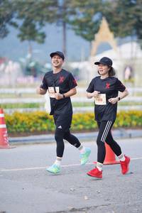 BIB: 
                            <button type="button" onclick="openModal(27894098)" class="btn btn-primary btn-sm float-right btn-popup" data-toggle="modal" data-target=".modal-high-quality">
                        <i class="fas fa-shopping-cart"></i> Add to Cart
                    </button>
                                            <button type="button" onclick="isThisMe(27894098, true)" class="btn btn-success btn-sm float-right btn-popup btn-isme hidden" data-toggle="tooltip" data-placement="bottom" title="นี่คือรูปของคุณใช่ไหม คลิกที่นี่เพื่อเอาเข้าอัลบั้ม">
                        <i class="fas fa-plus"></i> Add to album
                    </button>
                    <button type="button" onclick="isThisMe(27894098, false)" class="btn btn-warning btn-sm float-right btn-popup btn-isnotme hidden">
                        <i class="fas fa-ban"></i> Remove from album
                    </button>