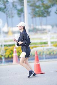 BIB: 
                            <button type="button" onclick="openModal(27893977)" class="btn btn-primary btn-sm float-right btn-popup" data-toggle="modal" data-target=".modal-high-quality">
                        <i class="fas fa-shopping-cart"></i> Add to Cart
                    </button>
                                            <button type="button" onclick="isThisMe(27893977, true)" class="btn btn-success btn-sm float-right btn-popup btn-isme hidden" data-toggle="tooltip" data-placement="bottom" title="นี่คือรูปของคุณใช่ไหม คลิกที่นี่เพื่อเอาเข้าอัลบั้ม">
                        <i class="fas fa-plus"></i> Add to album
                    </button>
                    <button type="button" onclick="isThisMe(27893977, false)" class="btn btn-warning btn-sm float-right btn-popup btn-isnotme hidden">
                        <i class="fas fa-ban"></i> Remove from album
                    </button>