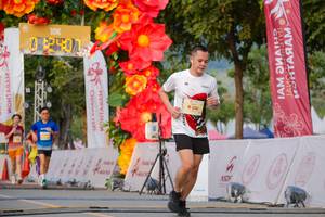 BIB: 
                            <button type="button" onclick="openModal(27877701)" class="btn btn-primary btn-sm float-right btn-popup" data-toggle="modal" data-target=".modal-high-quality">
                        <i class="fas fa-shopping-cart"></i> Add to Cart
                    </button>
                                            <button type="button" onclick="isThisMe(27877701, true)" class="btn btn-success btn-sm float-right btn-popup btn-isme hidden" data-toggle="tooltip" data-placement="bottom" title="นี่คือรูปของคุณใช่ไหม คลิกที่นี่เพื่อเอาเข้าอัลบั้ม">
                        <i class="fas fa-plus"></i> Add to album
                    </button>
                    <button type="button" onclick="isThisMe(27877701, false)" class="btn btn-warning btn-sm float-right btn-popup btn-isnotme hidden">
                        <i class="fas fa-ban"></i> Remove from album
                    </button>