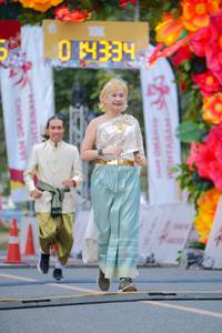 BIB: 
                            <button type="button" onclick="openModal(27884113)" class="btn btn-primary btn-sm float-right btn-popup" data-toggle="modal" data-target=".modal-high-quality">
                        <i class="fas fa-shopping-cart"></i> Add to Cart
                    </button>
                                            <button type="button" onclick="isThisMe(27884113, true)" class="btn btn-success btn-sm float-right btn-popup btn-isme hidden" data-toggle="tooltip" data-placement="bottom" title="นี่คือรูปของคุณใช่ไหม คลิกที่นี่เพื่อเอาเข้าอัลบั้ม">
                        <i class="fas fa-plus"></i> Add to album
                    </button>
                    <button type="button" onclick="isThisMe(27884113, false)" class="btn btn-warning btn-sm float-right btn-popup btn-isnotme hidden">
                        <i class="fas fa-ban"></i> Remove from album
                    </button>