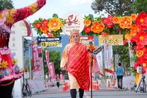 BIB: 
                            <button type="button" onclick="openModal(27883715)" class="btn btn-primary btn-sm float-right btn-popup" data-toggle="modal" data-target=".modal-high-quality">
                        <i class="fas fa-shopping-cart"></i> Add to Cart
                    </button>
                                            <button type="button" onclick="isThisMe(27883715, true)" class="btn btn-success btn-sm float-right btn-popup btn-isme hidden" data-toggle="tooltip" data-placement="bottom" title="นี่คือรูปของคุณใช่ไหม คลิกที่นี่เพื่อเอาเข้าอัลบั้ม">
                        <i class="fas fa-plus"></i> Add to album
                    </button>
                    <button type="button" onclick="isThisMe(27883715, false)" class="btn btn-warning btn-sm float-right btn-popup btn-isnotme hidden">
                        <i class="fas fa-ban"></i> Remove from album
                    </button>