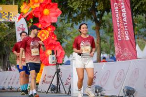 BIB: 
                            <button type="button" onclick="openModal(27877384)" class="btn btn-primary btn-sm float-right btn-popup" data-toggle="modal" data-target=".modal-high-quality">
                        <i class="fas fa-shopping-cart"></i> Add to Cart
                    </button>
                                            <button type="button" onclick="isThisMe(27877384, true)" class="btn btn-success btn-sm float-right btn-popup btn-isme hidden" data-toggle="tooltip" data-placement="bottom" title="นี่คือรูปของคุณใช่ไหม คลิกที่นี่เพื่อเอาเข้าอัลบั้ม">
                        <i class="fas fa-plus"></i> Add to album
                    </button>
                    <button type="button" onclick="isThisMe(27877384, false)" class="btn btn-warning btn-sm float-right btn-popup btn-isnotme hidden">
                        <i class="fas fa-ban"></i> Remove from album
                    </button>