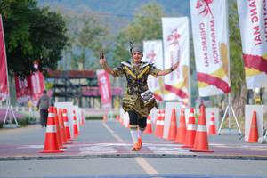 BIB: 
                            <button type="button" onclick="openModal(27883637)" class="btn btn-primary btn-sm float-right btn-popup" data-toggle="modal" data-target=".modal-high-quality">
                        <i class="fas fa-shopping-cart"></i> Add to Cart
                    </button>
                                            <button type="button" onclick="isThisMe(27883637, true)" class="btn btn-success btn-sm float-right btn-popup btn-isme hidden" data-toggle="tooltip" data-placement="bottom" title="นี่คือรูปของคุณใช่ไหม คลิกที่นี่เพื่อเอาเข้าอัลบั้ม">
                        <i class="fas fa-plus"></i> Add to album
                    </button>
                    <button type="button" onclick="isThisMe(27883637, false)" class="btn btn-warning btn-sm float-right btn-popup btn-isnotme hidden">
                        <i class="fas fa-ban"></i> Remove from album
                    </button>