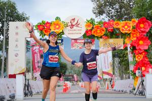 BIB: 
                            <button type="button" onclick="openModal(27883315)" class="btn btn-primary btn-sm float-right btn-popup" data-toggle="modal" data-target=".modal-high-quality">
                        <i class="fas fa-shopping-cart"></i> Add to Cart
                    </button>
                                            <button type="button" onclick="isThisMe(27883315, true)" class="btn btn-success btn-sm float-right btn-popup btn-isme hidden" data-toggle="tooltip" data-placement="bottom" title="นี่คือรูปของคุณใช่ไหม คลิกที่นี่เพื่อเอาเข้าอัลบั้ม">
                        <i class="fas fa-plus"></i> Add to album
                    </button>
                    <button type="button" onclick="isThisMe(27883315, false)" class="btn btn-warning btn-sm float-right btn-popup btn-isnotme hidden">
                        <i class="fas fa-ban"></i> Remove from album
                    </button>