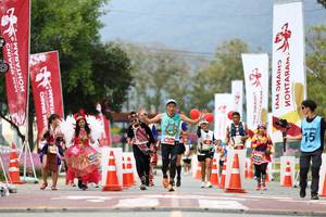 BIB: 
                            <button type="button" onclick="openModal(27915530)" class="btn btn-primary btn-sm float-right btn-popup" data-toggle="modal" data-target=".modal-high-quality">
                        <i class="fas fa-shopping-cart"></i> Add to Cart
                    </button>
                                            <button type="button" onclick="isThisMe(27915530, true)" class="btn btn-success btn-sm float-right btn-popup btn-isme hidden" data-toggle="tooltip" data-placement="bottom" title="นี่คือรูปของคุณใช่ไหม คลิกที่นี่เพื่อเอาเข้าอัลบั้ม">
                        <i class="fas fa-plus"></i> Add to album
                    </button>
                    <button type="button" onclick="isThisMe(27915530, false)" class="btn btn-warning btn-sm float-right btn-popup btn-isnotme hidden">
                        <i class="fas fa-ban"></i> Remove from album
                    </button>