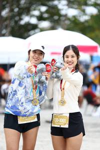 BIB: 
                            <button type="button" onclick="openModal(27915504)" class="btn btn-primary btn-sm float-right btn-popup" data-toggle="modal" data-target=".modal-high-quality">
                        <i class="fas fa-shopping-cart"></i> Add to Cart
                    </button>
                                            <button type="button" onclick="isThisMe(27915504, true)" class="btn btn-success btn-sm float-right btn-popup btn-isme hidden" data-toggle="tooltip" data-placement="bottom" title="นี่คือรูปของคุณใช่ไหม คลิกที่นี่เพื่อเอาเข้าอัลบั้ม">
                        <i class="fas fa-plus"></i> Add to album
                    </button>
                    <button type="button" onclick="isThisMe(27915504, false)" class="btn btn-warning btn-sm float-right btn-popup btn-isnotme hidden">
                        <i class="fas fa-ban"></i> Remove from album
                    </button>