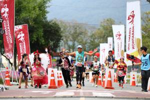 BIB: 
                            <button type="button" onclick="openModal(27915532)" class="btn btn-primary btn-sm float-right btn-popup" data-toggle="modal" data-target=".modal-high-quality">
                        <i class="fas fa-shopping-cart"></i> Add to Cart
                    </button>
                                            <button type="button" onclick="isThisMe(27915532, true)" class="btn btn-success btn-sm float-right btn-popup btn-isme hidden" data-toggle="tooltip" data-placement="bottom" title="นี่คือรูปของคุณใช่ไหม คลิกที่นี่เพื่อเอาเข้าอัลบั้ม">
                        <i class="fas fa-plus"></i> Add to album
                    </button>
                    <button type="button" onclick="isThisMe(27915532, false)" class="btn btn-warning btn-sm float-right btn-popup btn-isnotme hidden">
                        <i class="fas fa-ban"></i> Remove from album
                    </button>