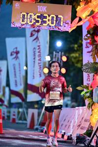 BIB: 
                            <button type="button" onclick="openModal(27846043)" class="btn btn-primary btn-sm float-right btn-popup" data-toggle="modal" data-target=".modal-high-quality">
                        <i class="fas fa-shopping-cart"></i> Add to Cart
                    </button>
                                            <button type="button" onclick="isThisMe(27846043, true)" class="btn btn-success btn-sm float-right btn-popup btn-isme hidden" data-toggle="tooltip" data-placement="bottom" title="นี่คือรูปของคุณใช่ไหม คลิกที่นี่เพื่อเอาเข้าอัลบั้ม">
                        <i class="fas fa-plus"></i> Add to album
                    </button>
                    <button type="button" onclick="isThisMe(27846043, false)" class="btn btn-warning btn-sm float-right btn-popup btn-isnotme hidden">
                        <i class="fas fa-ban"></i> Remove from album
                    </button>