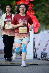 BIB: 
                            <button type="button" onclick="openModal(27849648)" class="btn btn-primary btn-sm float-right btn-popup" data-toggle="modal" data-target=".modal-high-quality">
                        <i class="fas fa-shopping-cart"></i> Add to Cart
                    </button>
                                            <button type="button" onclick="isThisMe(27849648, true)" class="btn btn-success btn-sm float-right btn-popup btn-isme hidden" data-toggle="tooltip" data-placement="bottom" title="นี่คือรูปของคุณใช่ไหม คลิกที่นี่เพื่อเอาเข้าอัลบั้ม">
                        <i class="fas fa-plus"></i> Add to album
                    </button>
                    <button type="button" onclick="isThisMe(27849648, false)" class="btn btn-warning btn-sm float-right btn-popup btn-isnotme hidden">
                        <i class="fas fa-ban"></i> Remove from album
                    </button>