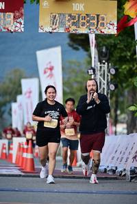 BIB: 
                            <button type="button" onclick="openModal(27827086)" class="btn btn-primary btn-sm float-right btn-popup" data-toggle="modal" data-target=".modal-high-quality">
                        <i class="fas fa-shopping-cart"></i> Add to Cart
                    </button>
                                            <button type="button" onclick="isThisMe(27827086, true)" class="btn btn-success btn-sm float-right btn-popup btn-isme hidden" data-toggle="tooltip" data-placement="bottom" title="นี่คือรูปของคุณใช่ไหม คลิกที่นี่เพื่อเอาเข้าอัลบั้ม">
                        <i class="fas fa-plus"></i> Add to album
                    </button>
                    <button type="button" onclick="isThisMe(27827086, false)" class="btn btn-warning btn-sm float-right btn-popup btn-isnotme hidden">
                        <i class="fas fa-ban"></i> Remove from album
                    </button>