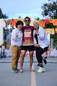 BIB: 
                            <button type="button" onclick="openModal(27827263)" class="btn btn-primary btn-sm float-right btn-popup" data-toggle="modal" data-target=".modal-high-quality">
                        <i class="fas fa-shopping-cart"></i> Add to Cart
                    </button>
                                            <button type="button" onclick="isThisMe(27827263, true)" class="btn btn-success btn-sm float-right btn-popup btn-isme hidden" data-toggle="tooltip" data-placement="bottom" title="นี่คือรูปของคุณใช่ไหม คลิกที่นี่เพื่อเอาเข้าอัลบั้ม">
                        <i class="fas fa-plus"></i> Add to album
                    </button>
                    <button type="button" onclick="isThisMe(27827263, false)" class="btn btn-warning btn-sm float-right btn-popup btn-isnotme hidden">
                        <i class="fas fa-ban"></i> Remove from album
                    </button>