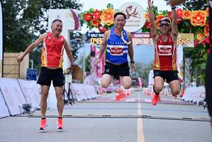 BIB: 
                            <button type="button" onclick="openModal(27831163)" class="btn btn-primary btn-sm float-right btn-popup" data-toggle="modal" data-target=".modal-high-quality">
                        <i class="fas fa-shopping-cart"></i> Add to Cart
                    </button>
                                            <button type="button" onclick="isThisMe(27831163, true)" class="btn btn-success btn-sm float-right btn-popup btn-isme hidden" data-toggle="tooltip" data-placement="bottom" title="นี่คือรูปของคุณใช่ไหม คลิกที่นี่เพื่อเอาเข้าอัลบั้ม">
                        <i class="fas fa-plus"></i> Add to album
                    </button>
                    <button type="button" onclick="isThisMe(27831163, false)" class="btn btn-warning btn-sm float-right btn-popup btn-isnotme hidden">
                        <i class="fas fa-ban"></i> Remove from album
                    </button>