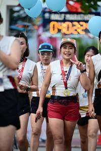 BIB: 
                            <button type="button" onclick="openModal(27829974)" class="btn btn-primary btn-sm float-right btn-popup" data-toggle="modal" data-target=".modal-high-quality">
                        <i class="fas fa-shopping-cart"></i> Add to Cart
                    </button>
                                            <button type="button" onclick="isThisMe(27829974, true)" class="btn btn-success btn-sm float-right btn-popup btn-isme hidden" data-toggle="tooltip" data-placement="bottom" title="นี่คือรูปของคุณใช่ไหม คลิกที่นี่เพื่อเอาเข้าอัลบั้ม">
                        <i class="fas fa-plus"></i> Add to album
                    </button>
                    <button type="button" onclick="isThisMe(27829974, false)" class="btn btn-warning btn-sm float-right btn-popup btn-isnotme hidden">
                        <i class="fas fa-ban"></i> Remove from album
                    </button>