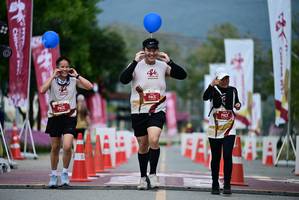 BIB: 
                            <button type="button" onclick="openModal(27830552)" class="btn btn-primary btn-sm float-right btn-popup" data-toggle="modal" data-target=".modal-high-quality">
                        <i class="fas fa-shopping-cart"></i> Add to Cart
                    </button>
                                            <button type="button" onclick="isThisMe(27830552, true)" class="btn btn-success btn-sm float-right btn-popup btn-isme hidden" data-toggle="tooltip" data-placement="bottom" title="นี่คือรูปของคุณใช่ไหม คลิกที่นี่เพื่อเอาเข้าอัลบั้ม">
                        <i class="fas fa-plus"></i> Add to album
                    </button>
                    <button type="button" onclick="isThisMe(27830552, false)" class="btn btn-warning btn-sm float-right btn-popup btn-isnotme hidden">
                        <i class="fas fa-ban"></i> Remove from album
                    </button>