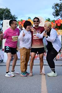 BIB: 
                            <button type="button" onclick="openModal(27827257)" class="btn btn-primary btn-sm float-right btn-popup" data-toggle="modal" data-target=".modal-high-quality">
                        <i class="fas fa-shopping-cart"></i> Add to Cart
                    </button>
                                            <button type="button" onclick="isThisMe(27827257, true)" class="btn btn-success btn-sm float-right btn-popup btn-isme hidden" data-toggle="tooltip" data-placement="bottom" title="นี่คือรูปของคุณใช่ไหม คลิกที่นี่เพื่อเอาเข้าอัลบั้ม">
                        <i class="fas fa-plus"></i> Add to album
                    </button>
                    <button type="button" onclick="isThisMe(27827257, false)" class="btn btn-warning btn-sm float-right btn-popup btn-isnotme hidden">
                        <i class="fas fa-ban"></i> Remove from album
                    </button>