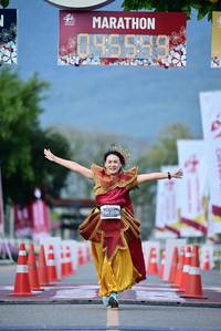 BIB: 
                            <button type="button" onclick="openModal(27828756)" class="btn btn-primary btn-sm float-right btn-popup" data-toggle="modal" data-target=".modal-high-quality">
                        <i class="fas fa-shopping-cart"></i> Add to Cart
                    </button>
                                            <button type="button" onclick="isThisMe(27828756, true)" class="btn btn-success btn-sm float-right btn-popup btn-isme hidden" data-toggle="tooltip" data-placement="bottom" title="นี่คือรูปของคุณใช่ไหม คลิกที่นี่เพื่อเอาเข้าอัลบั้ม">
                        <i class="fas fa-plus"></i> Add to album
                    </button>
                    <button type="button" onclick="isThisMe(27828756, false)" class="btn btn-warning btn-sm float-right btn-popup btn-isnotme hidden">
                        <i class="fas fa-ban"></i> Remove from album
                    </button>