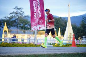 BIB: 
                            <button type="button" onclick="openModal(27913563)" class="btn btn-primary btn-sm float-right btn-popup" data-toggle="modal" data-target=".modal-high-quality">
                        <i class="fas fa-shopping-cart"></i> Add to Cart
                    </button>
                                            <button type="button" onclick="isThisMe(27913563, true)" class="btn btn-success btn-sm float-right btn-popup btn-isme hidden" data-toggle="tooltip" data-placement="bottom" title="นี่คือรูปของคุณใช่ไหม คลิกที่นี่เพื่อเอาเข้าอัลบั้ม">
                        <i class="fas fa-plus"></i> Add to album
                    </button>
                    <button type="button" onclick="isThisMe(27913563, false)" class="btn btn-warning btn-sm float-right btn-popup btn-isnotme hidden">
                        <i class="fas fa-ban"></i> Remove from album
                    </button>